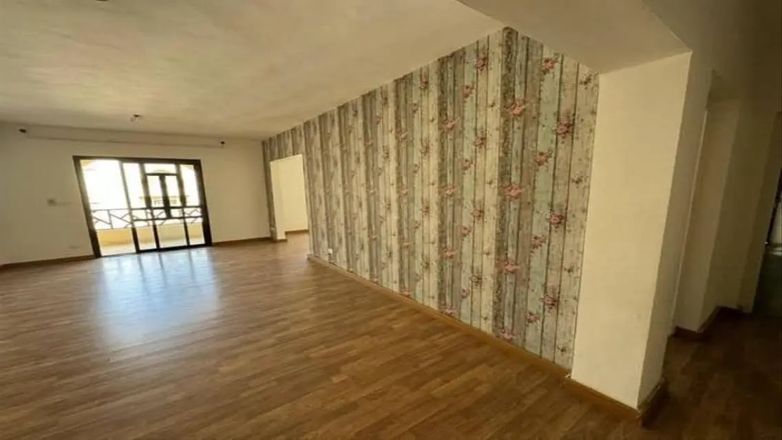 Luxurious 3-Bedroom Apartment in the City Center