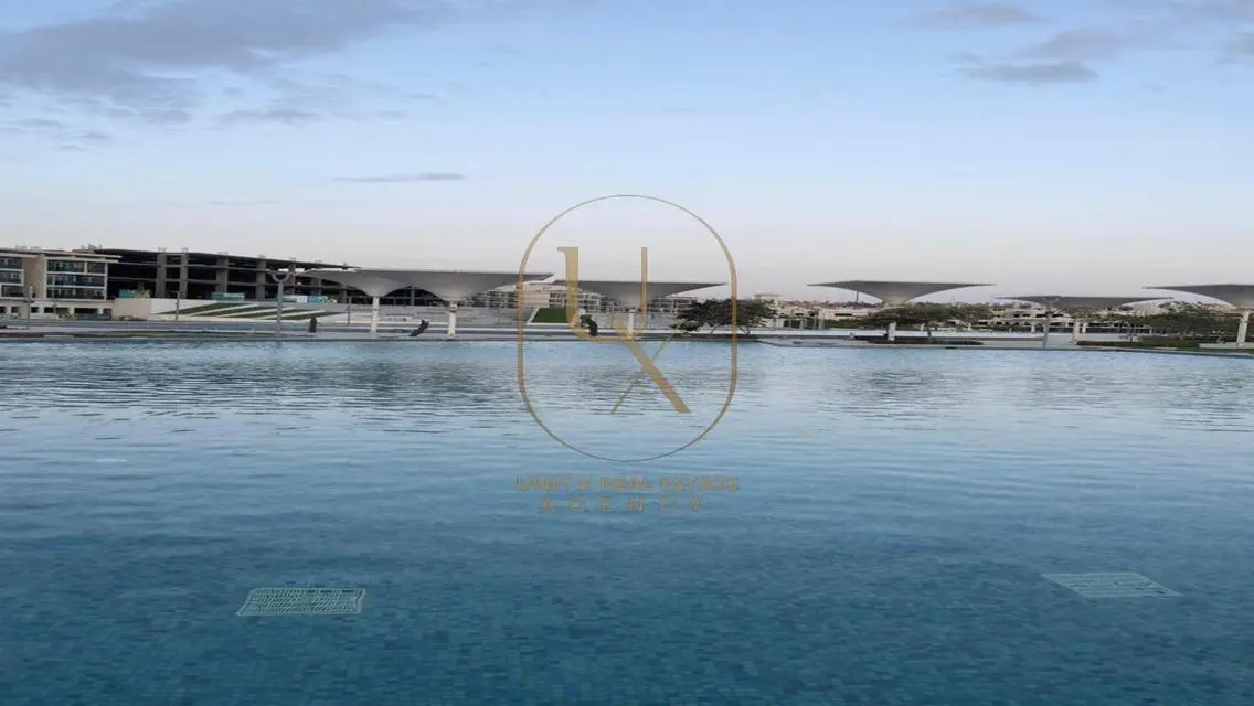Luxurious Villa for Sale with Spacious Facilities