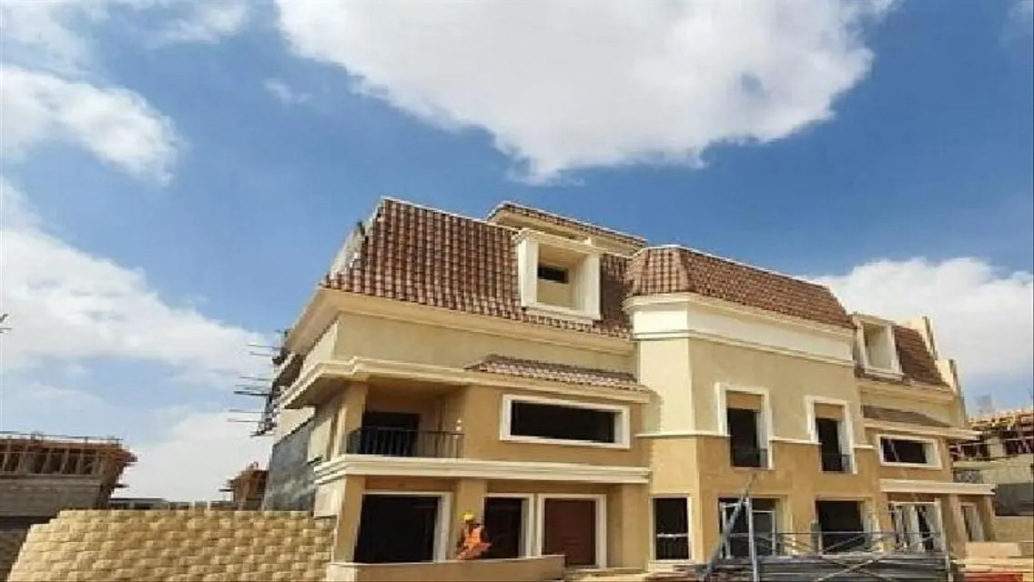 Luxury Villa for Sale - Featuring Private Garden and Pool