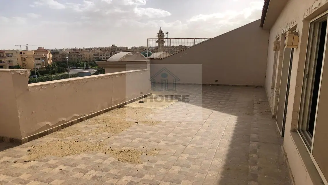 شقة فاخرة بمساحة 60 متر مطلة على معلم رئيسي