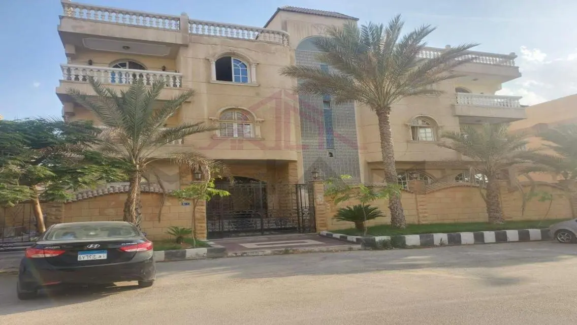 Spacious 250 sqm Apartment for Sale
