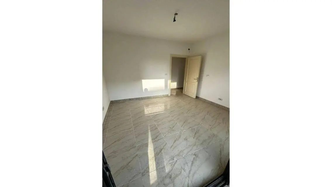 Luxury Apartment in Prime Location