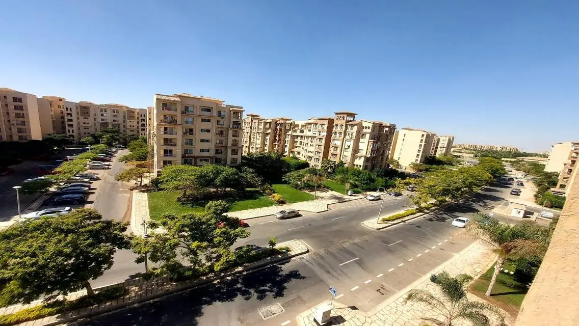 Luxury Apartment in B3 with All Amenities