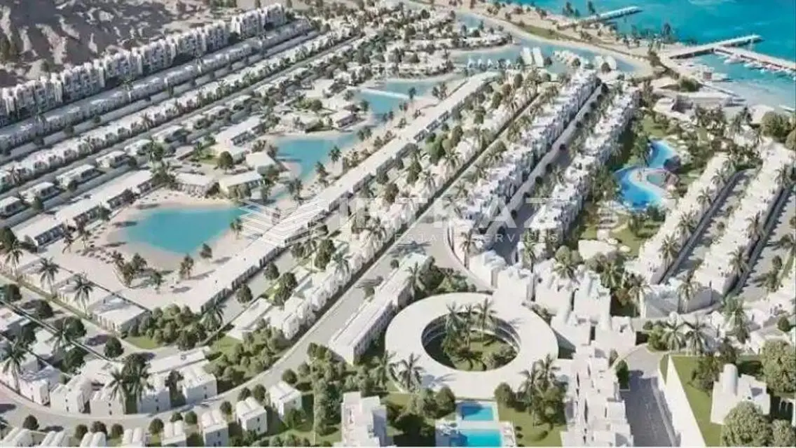 شقة فاخرة 8 غرف بإطلالة على بحيرة