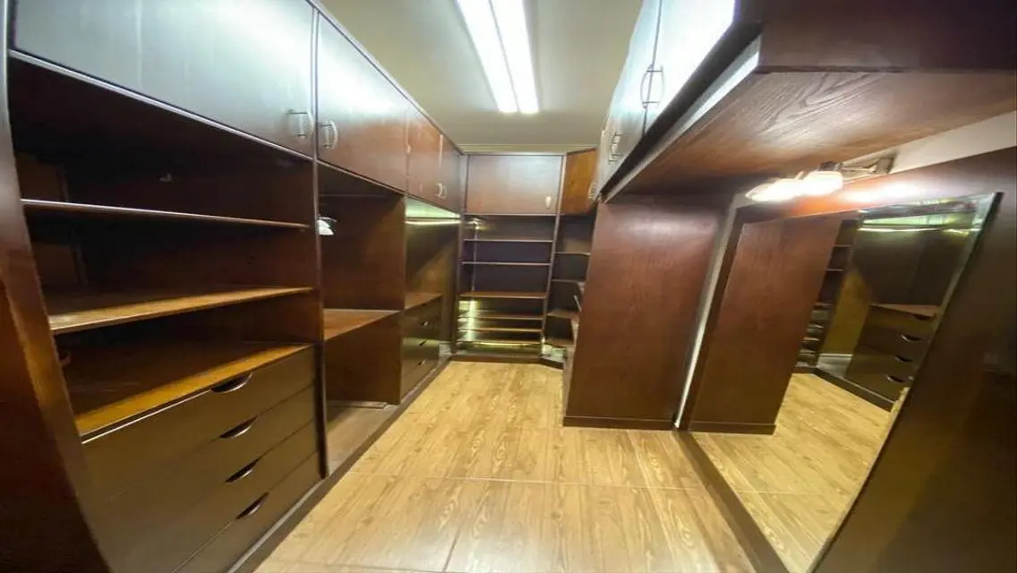 Luxury Apartment with Spacious Design in a Prime Location