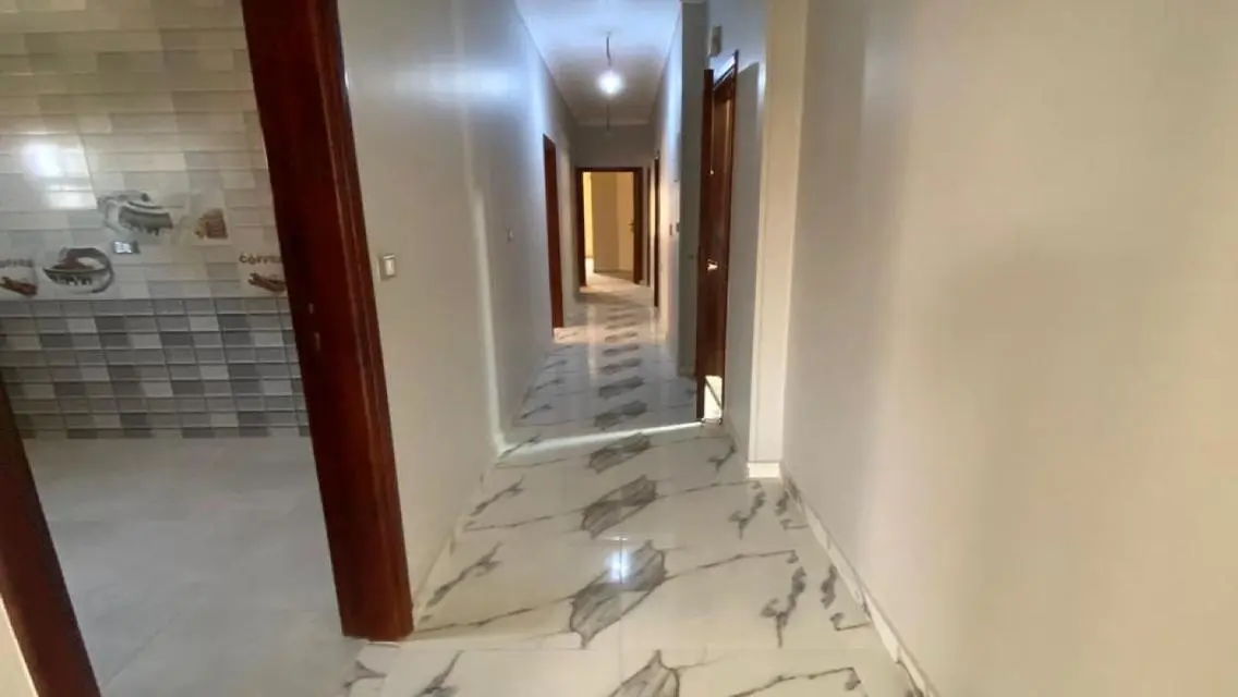 شقة فاخرة للإيجار بسعر 25000