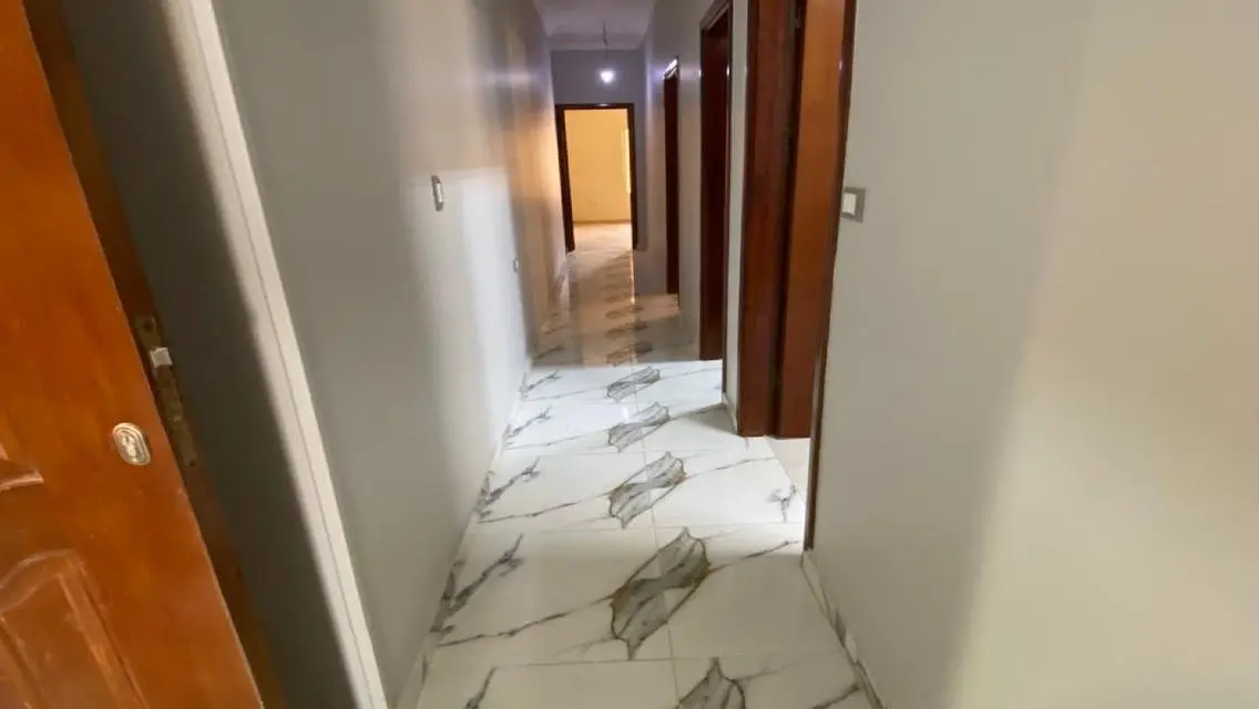 شقة فاخرة للإيجار بسعر 25000