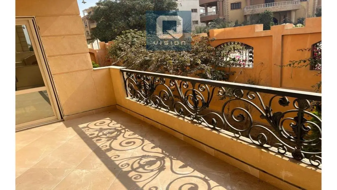 Apartment for Sale at 2203-3-Q-vision