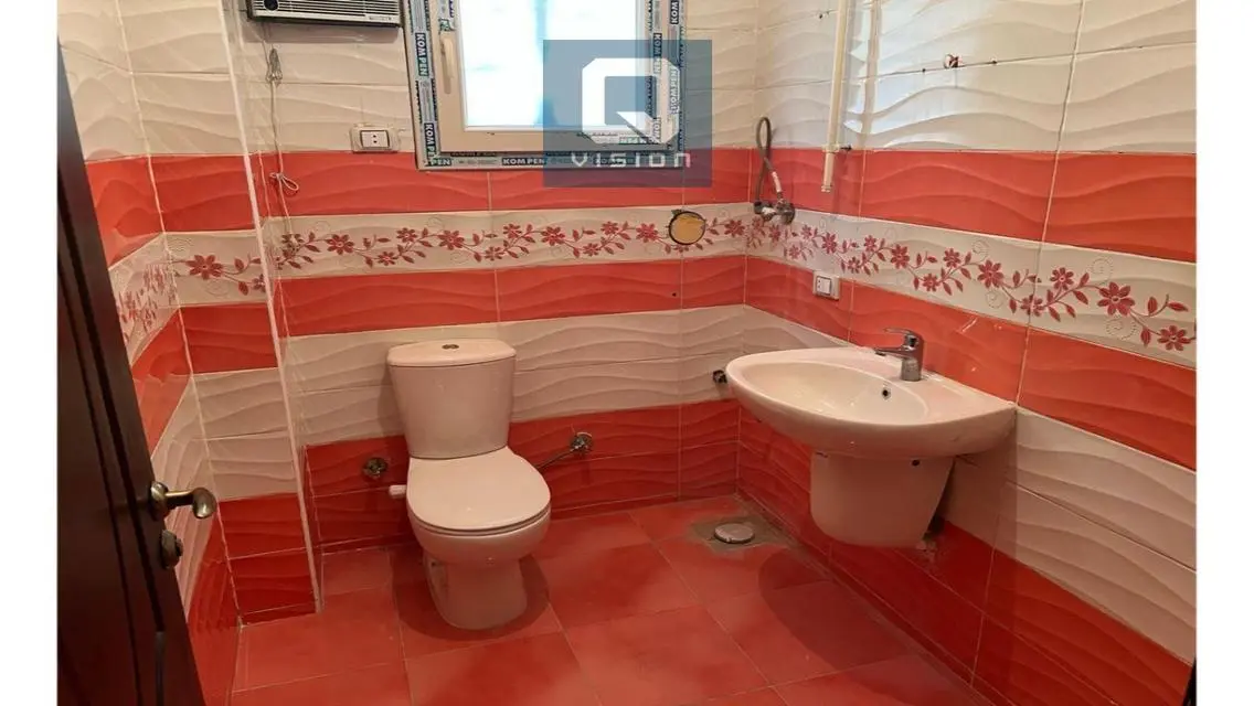 Apartment for Sale at 2203-3-Q-vision