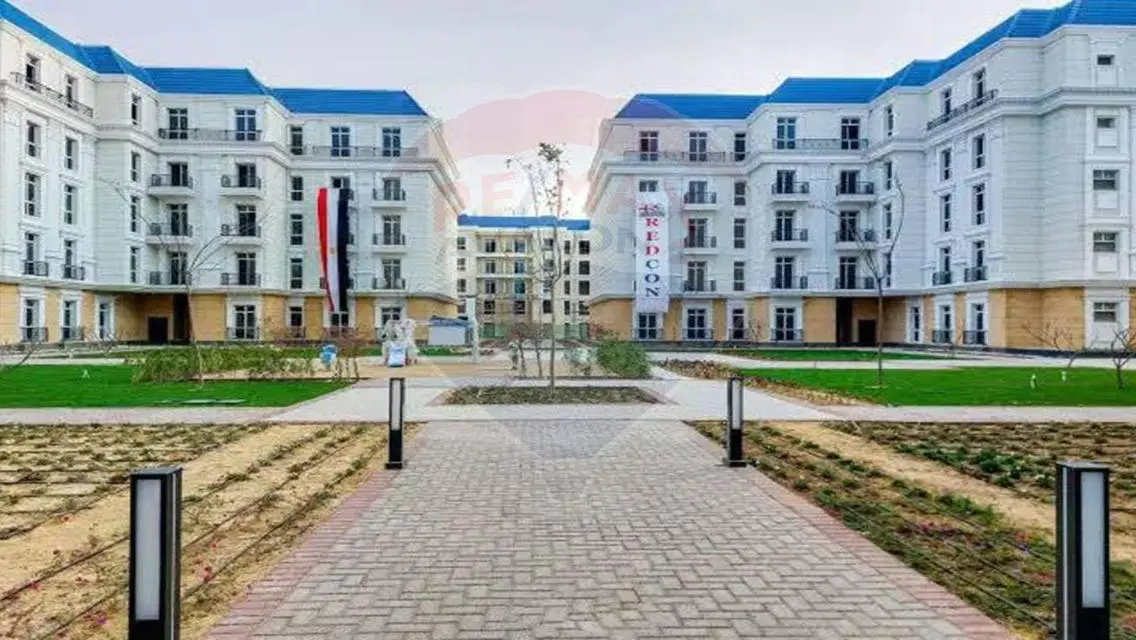 Premium Apartment with Lake View Balcony