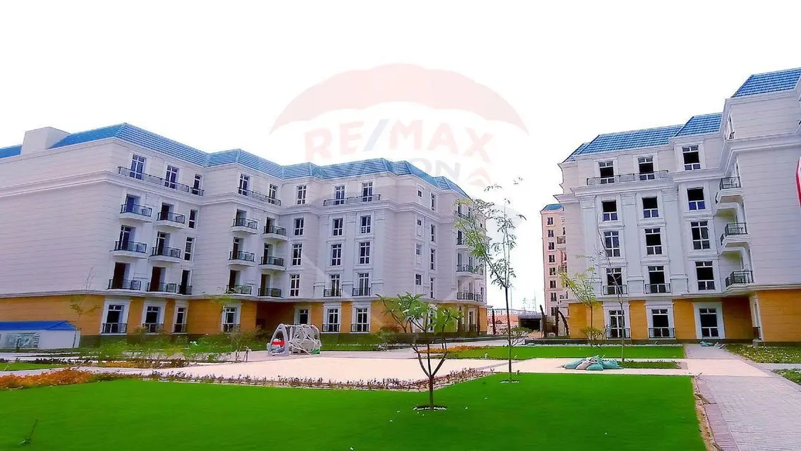 Premium Apartment with Lake View Balcony
