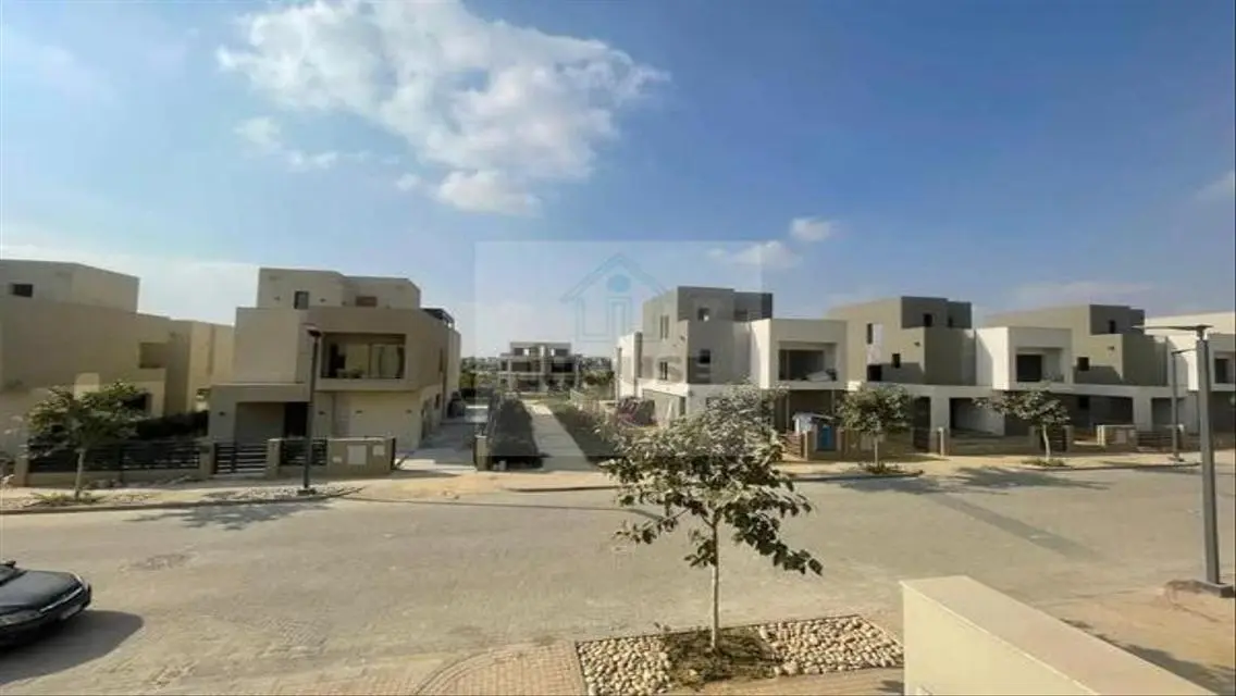Luxury Villa with Private Garden in Prime Location