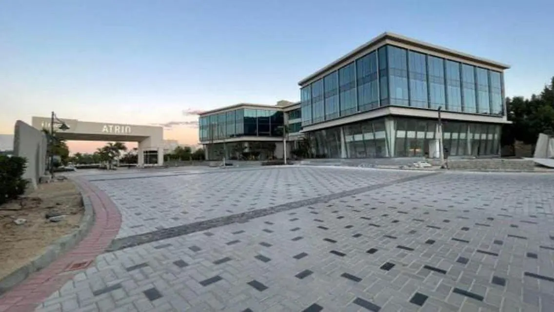 Modern Office for Rent - Spacious 200 sqm in City 500500