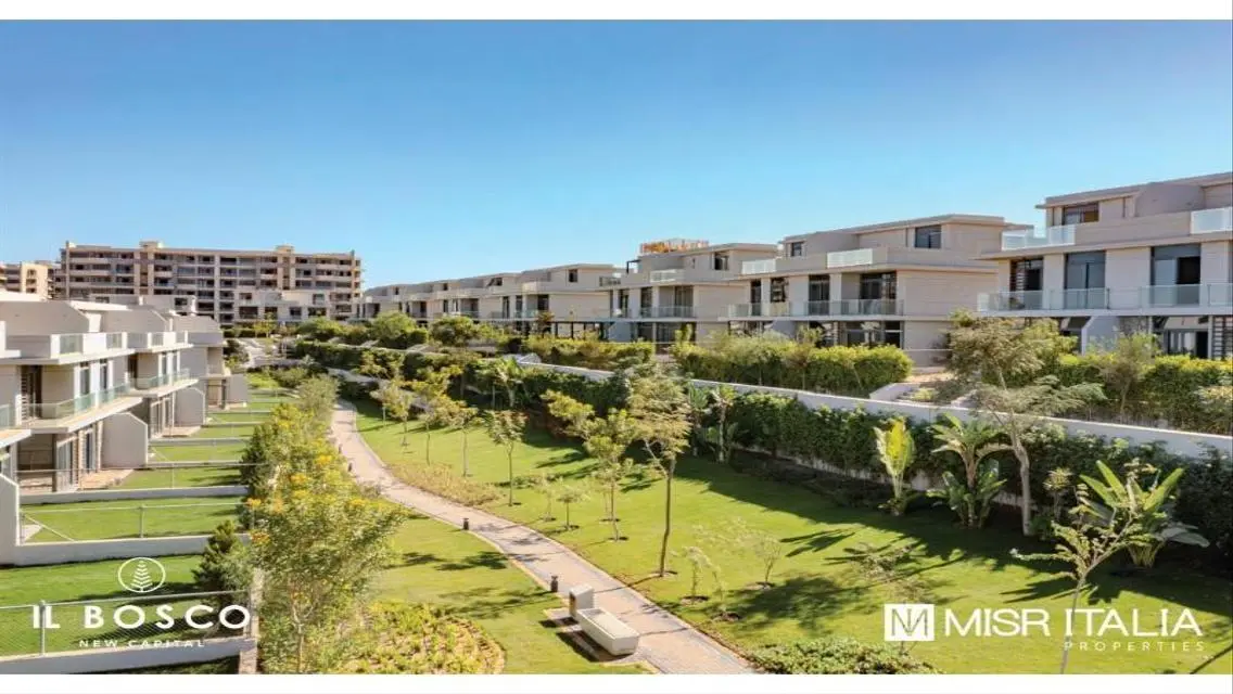 Luxury Apartment with Lake View in Il Bosco City