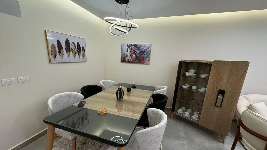 Luxury Apartment in B8 with Stunning View