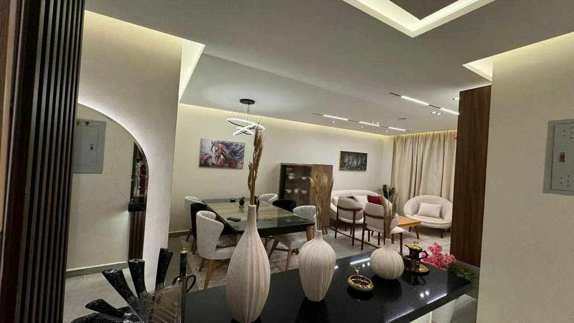 Luxury Apartment in B8 with Stunning View