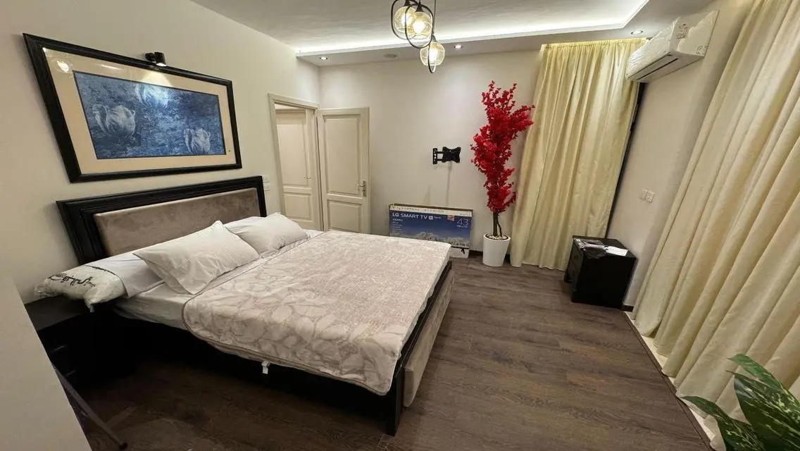 Luxury Apartment in B8 with Stunning View
