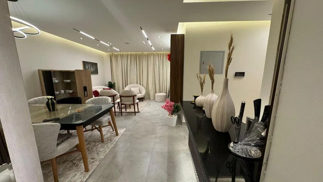 Luxury Apartment in B8 with Stunning View