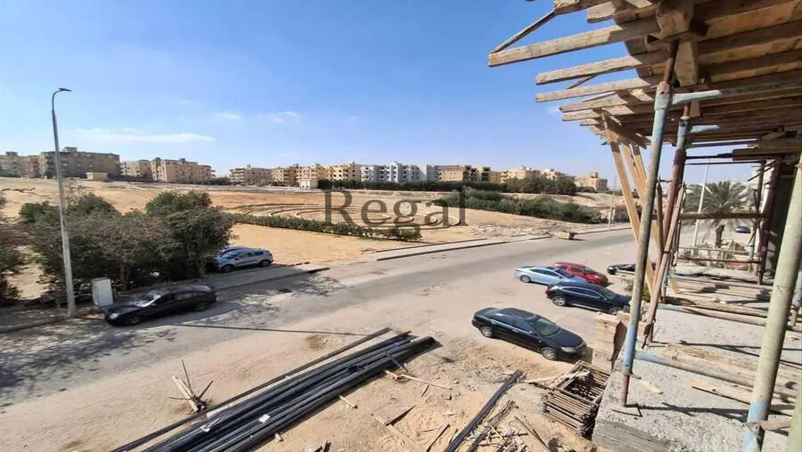 شقة مميزة للبيع أمام مول العرب