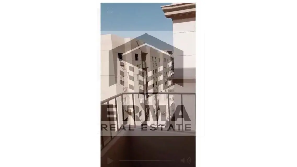 Stunning Villa for Sale at 7,320,000 EGP with Private Garden and Pool