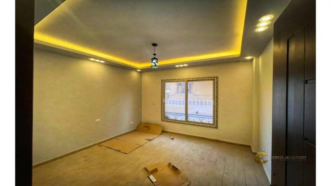 Luxurious Apartment with 152 sqm and Private Balcony