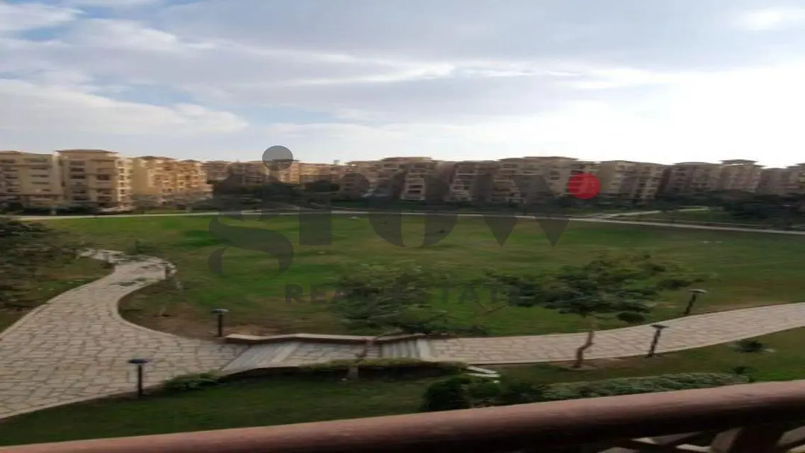Luxury Apartment for Sale with Stunning Lake View