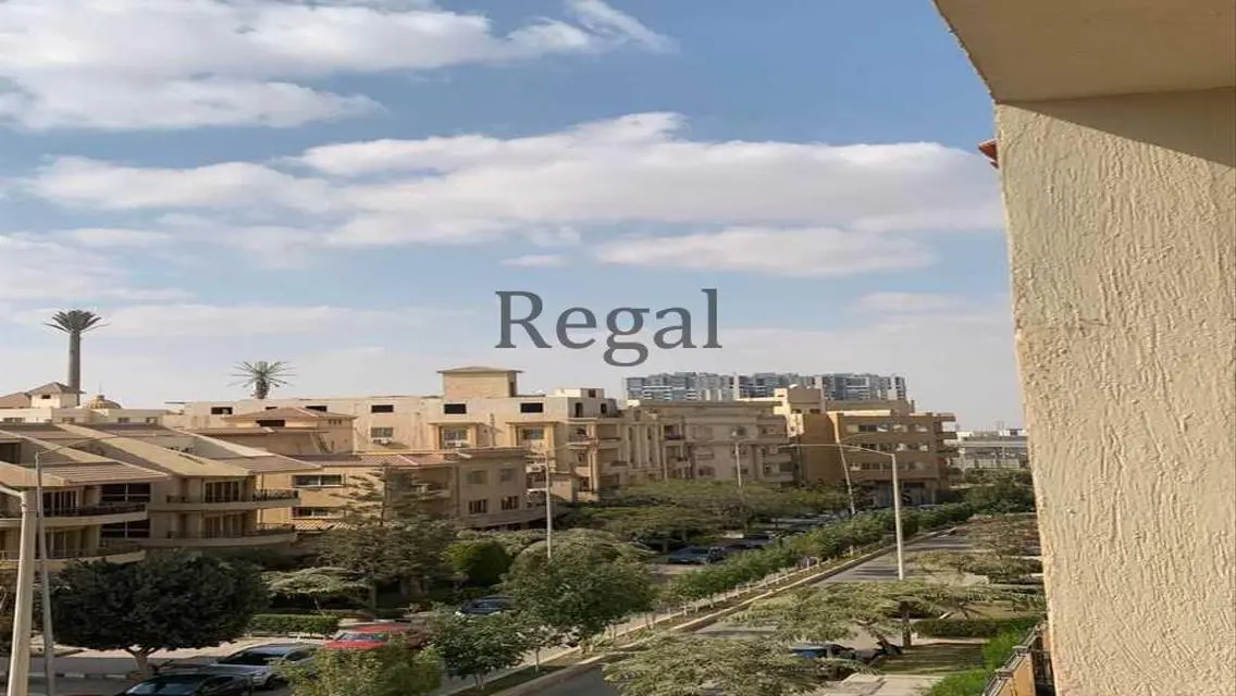 شقة متميزة للبيع أمام مول العرب في شارع سامح جادو