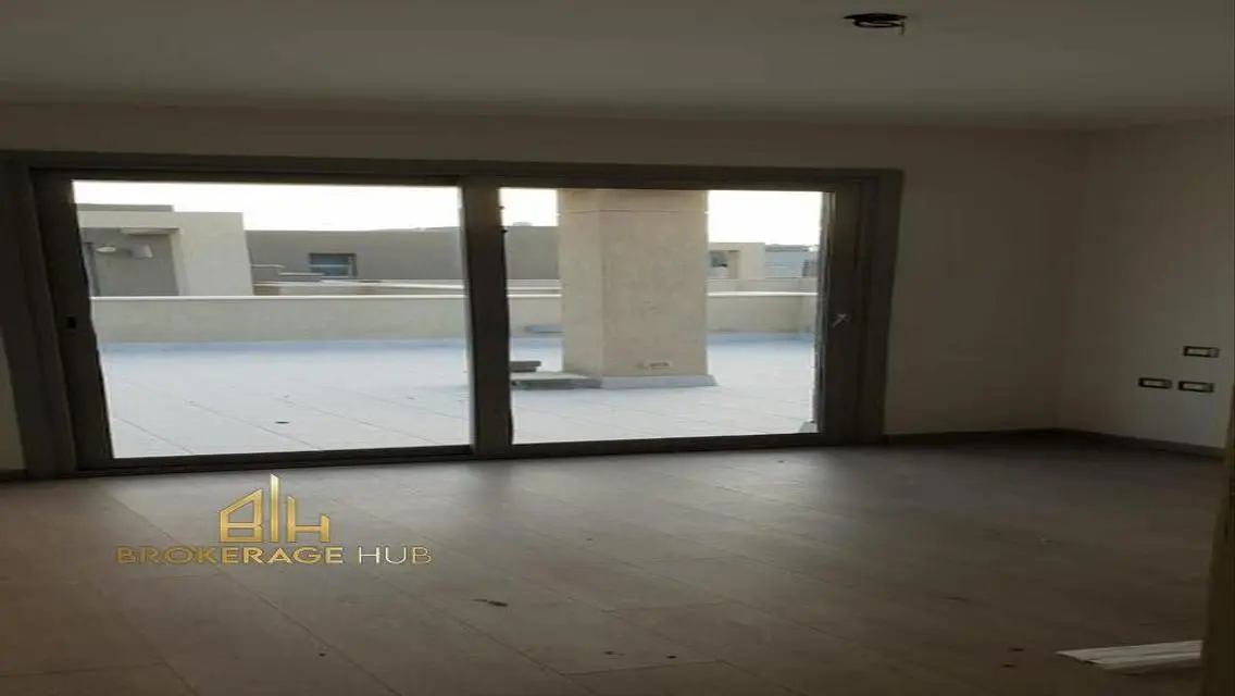 Luxury Apartment for Sale in VG16-210