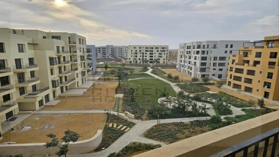 Luxury Apartment in O West with Lakeside View