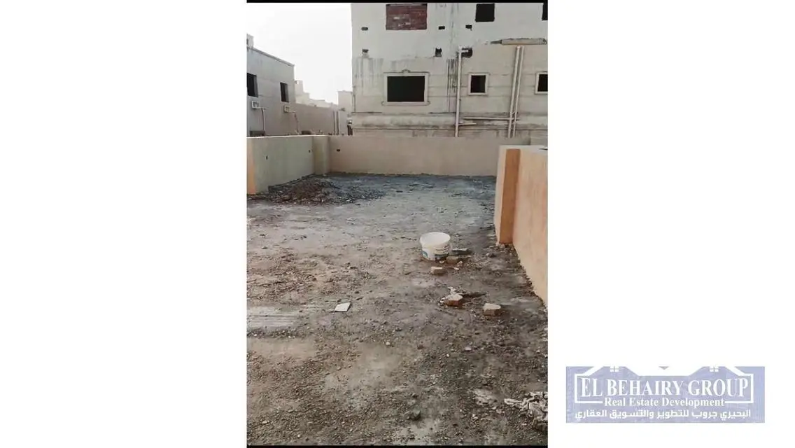 شقة للبيع في منطقة مميزة بسعر مغري