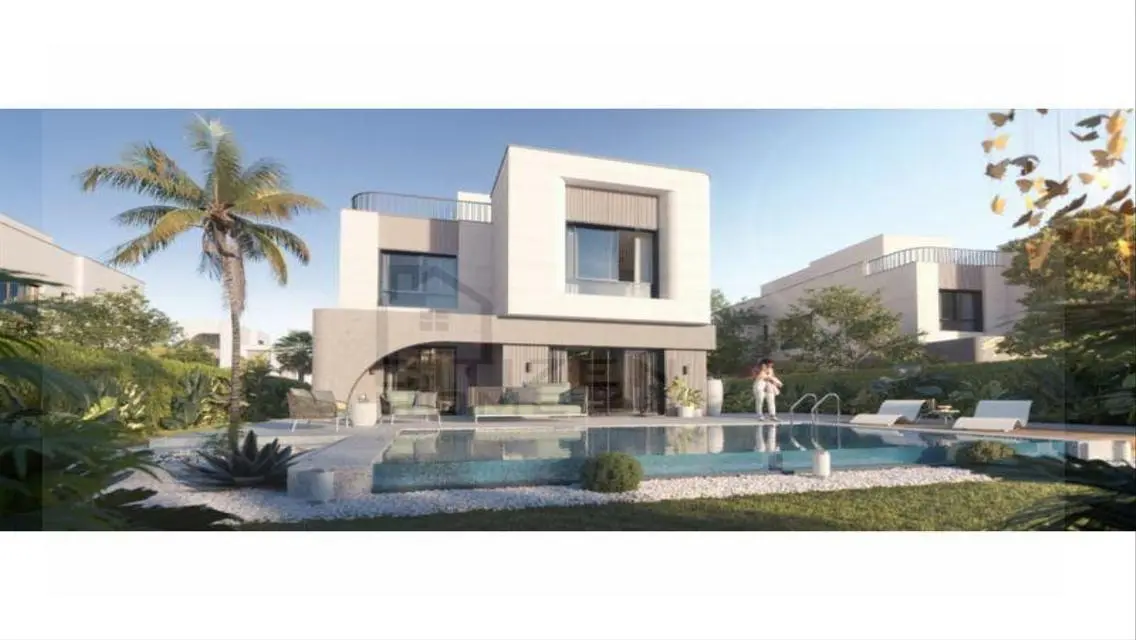 Luxury Villa with Spacious Garden and Shared Pool in Owest