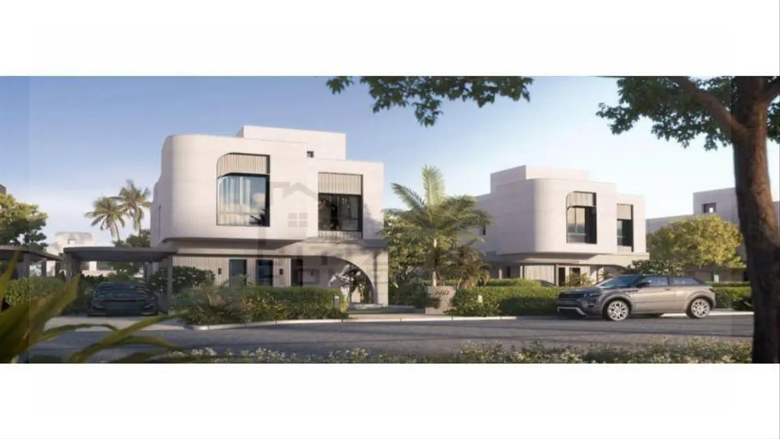 Luxury Villa with Spacious Garden and Shared Pool in Owest