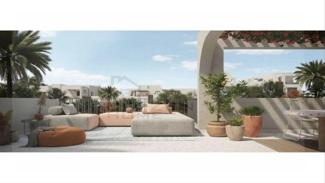 Luxury Villa with Spacious Garden and Shared Pool in Owest
