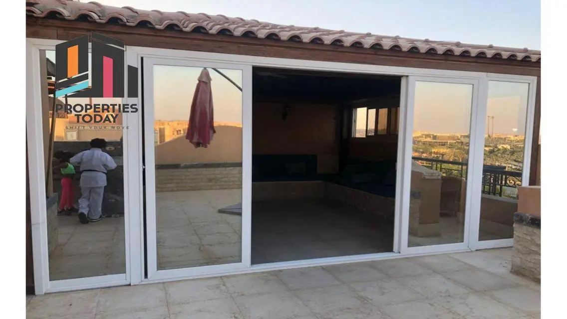شقة فاخرة للإيجار بمساحة كبيرة