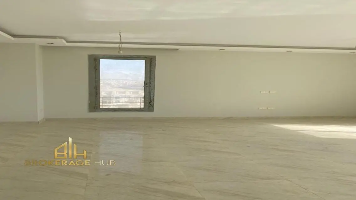 شقة فاخرة للايجار في VGK