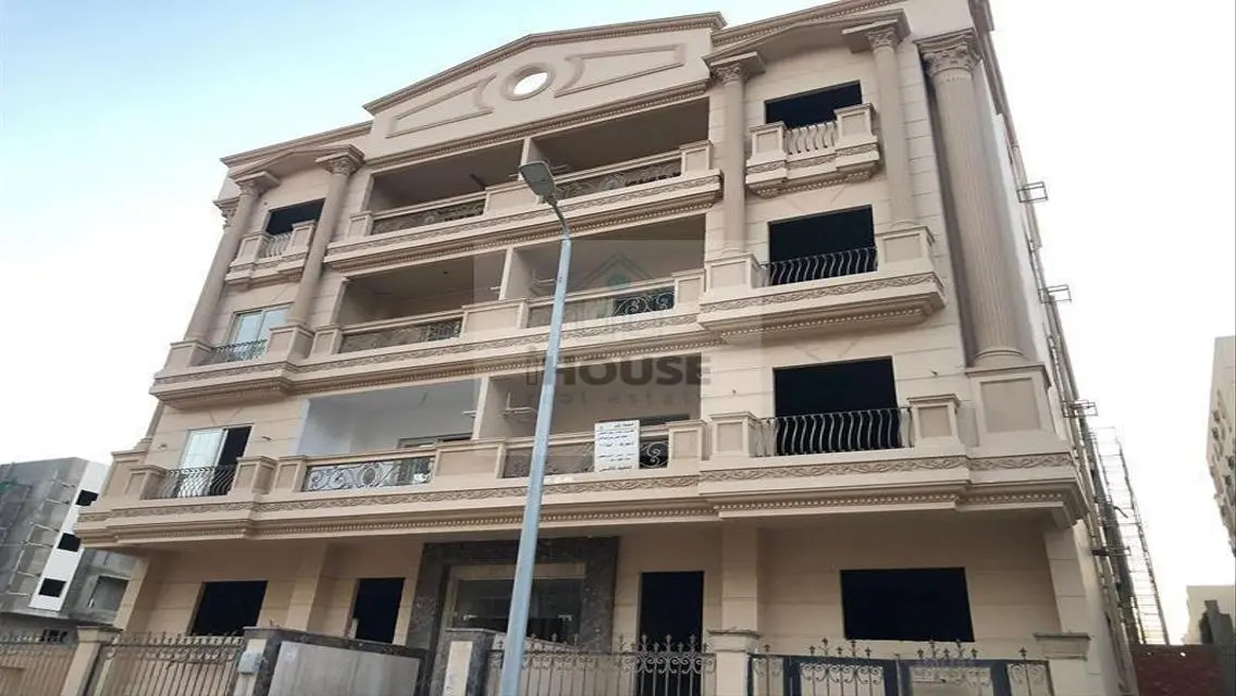 Luxury Villa for Sale - 103