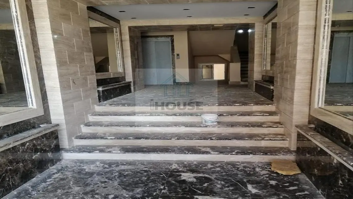 Luxury Villa for Sale - 103