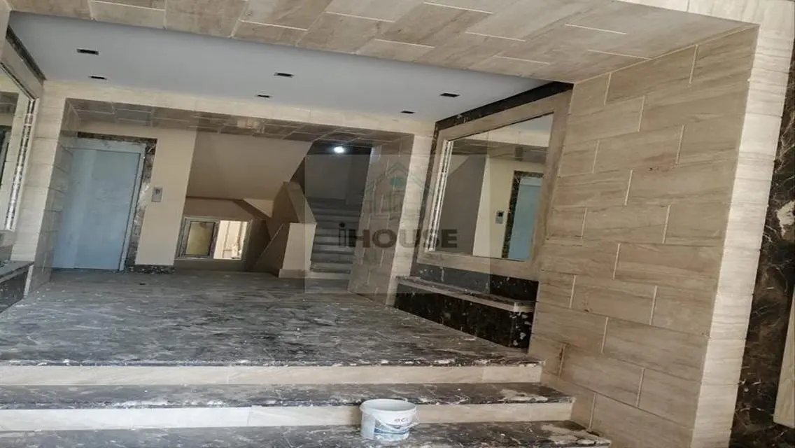 Luxury Villa for Sale - 103