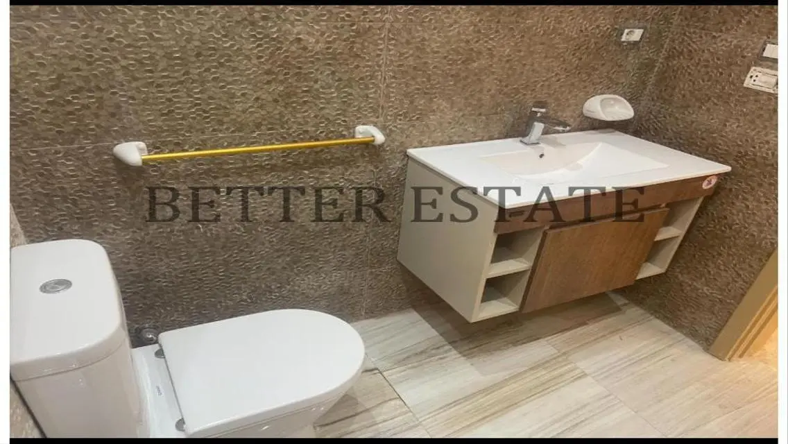 Stunning 160 sqm Apartment for Rent in Prime Location