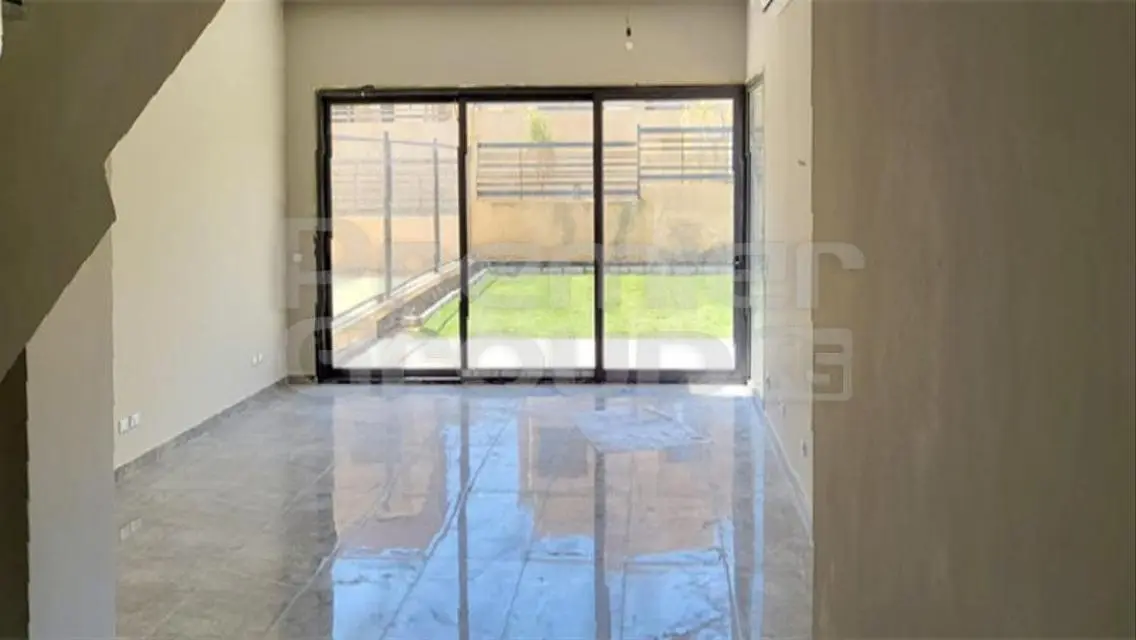 شقة فاخرة مكونة من 3 غرف في منطقة رائعة