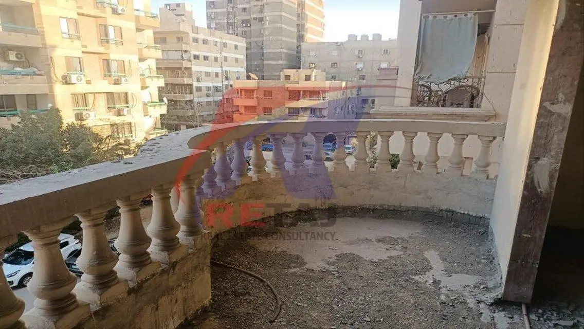 شقة رائعة للبيع بمساحة مميزة
