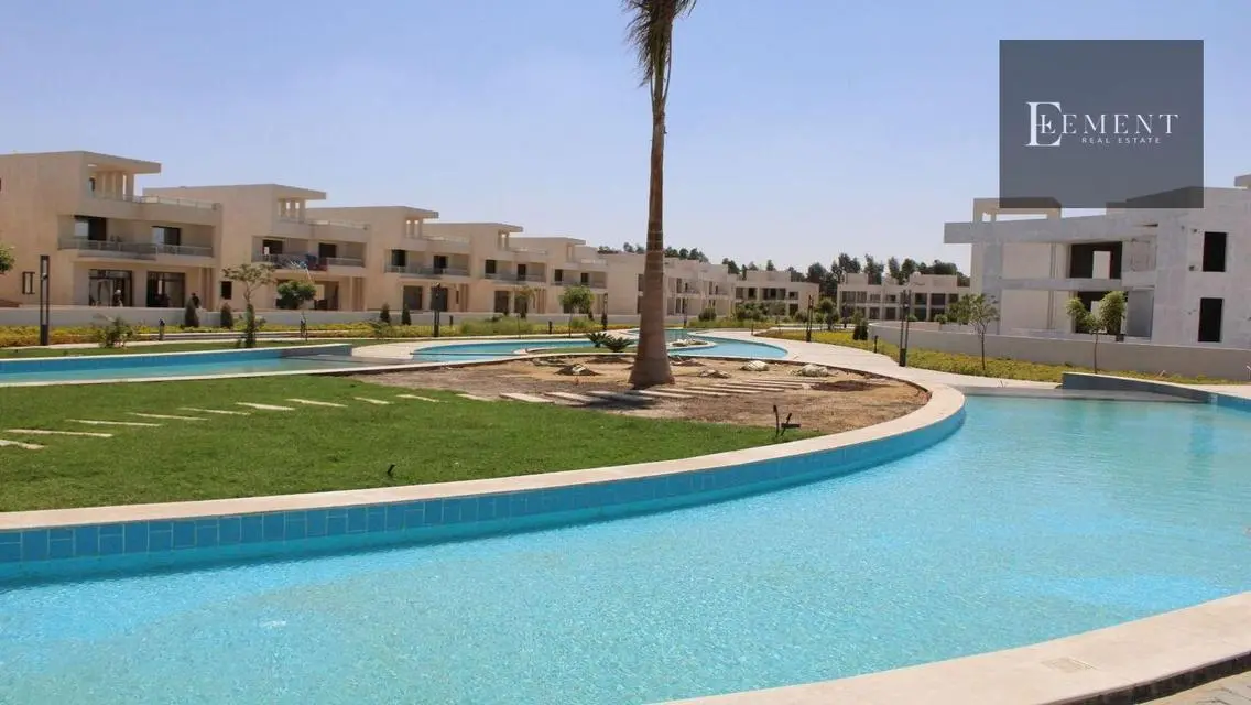 شاطئ البحيرة الغربي