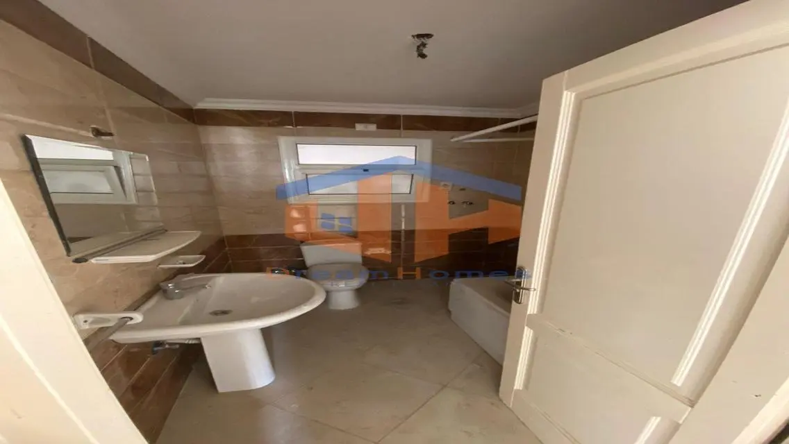 Luxury Apartment at a Great Price in 140-B10