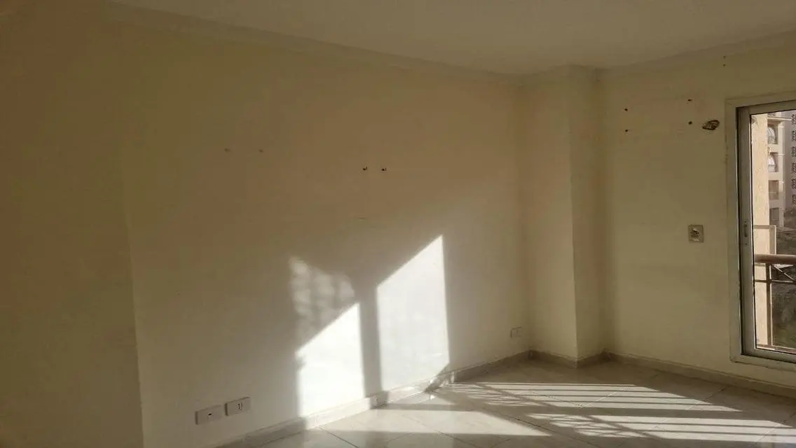 Premium Office for Sale in White Mall - Second Floor