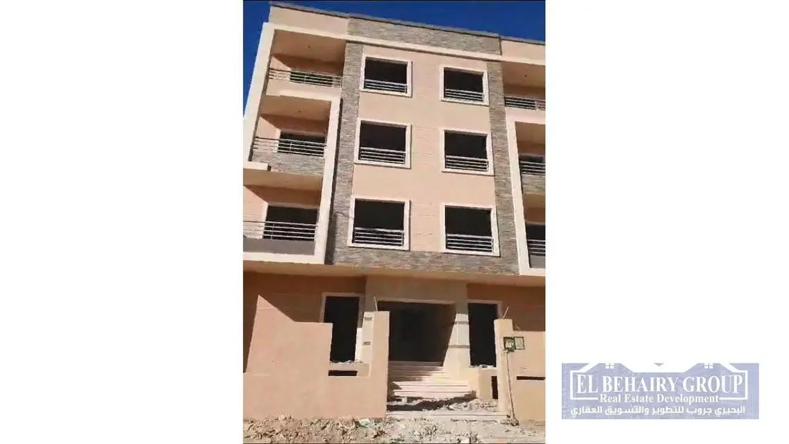 شقة فاخرة للبيع بمساحة رائعة