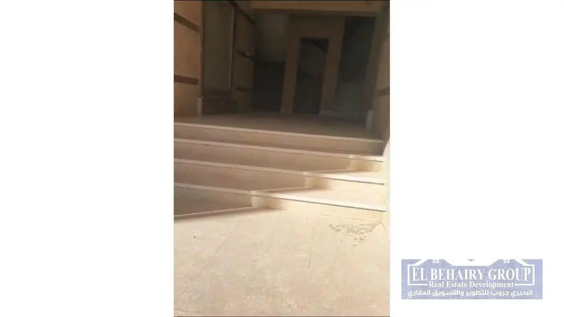 شقة فاخرة للبيع بمساحة رائعة
