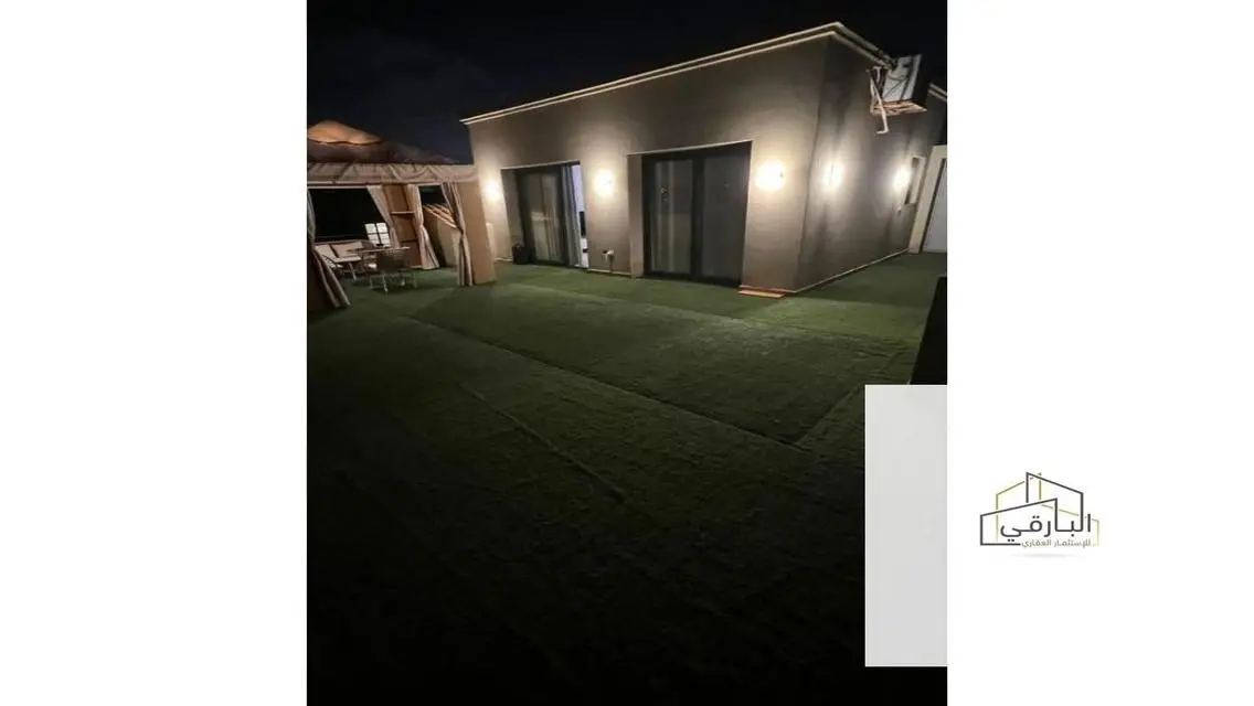 Luxurious Apartment for Rent with Shared Pool and Amenities