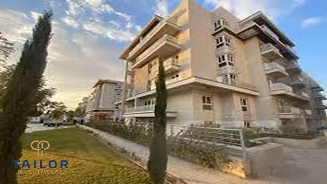 Luxury Apartment in Icity October