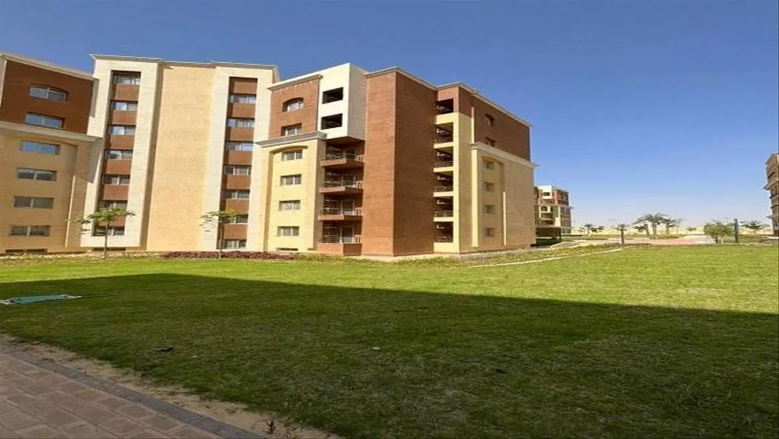 Luxurious Property with Ample Space in a Prime Location
