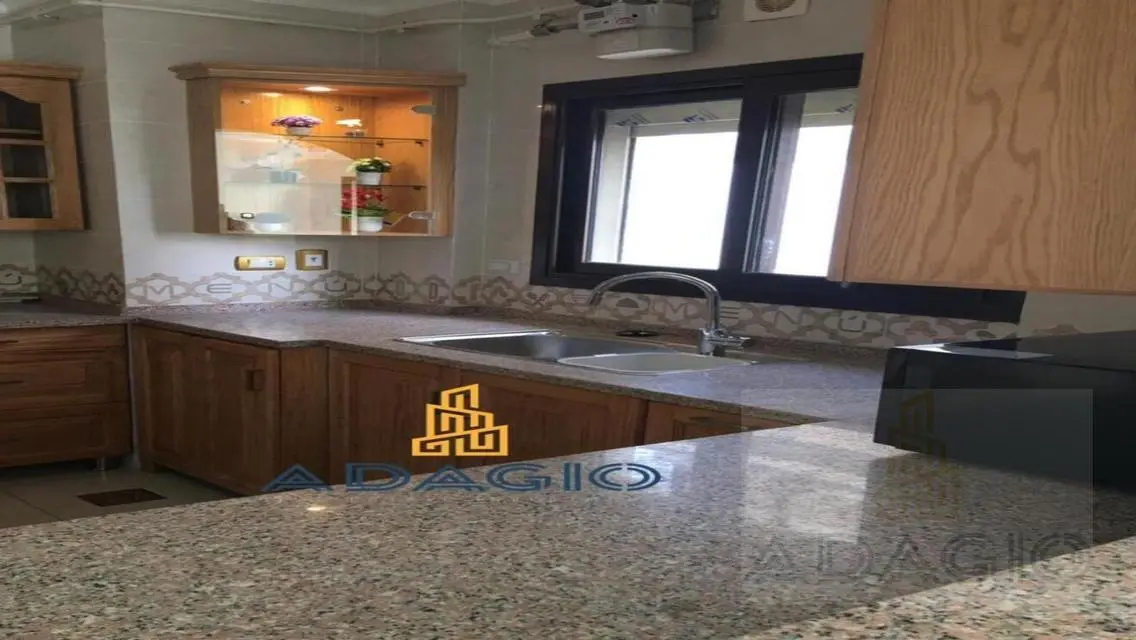 شقة للإيجار في وان 16 سوديك ويست